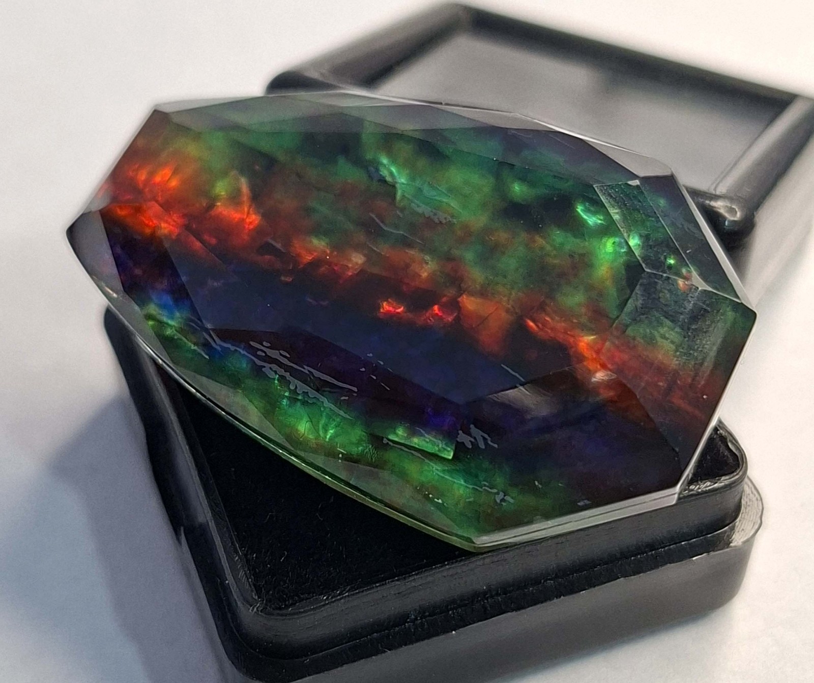 Opal Like Organic Natural Ammolite Fancy Cut 62-64 Ct Loose Gemstone RK914