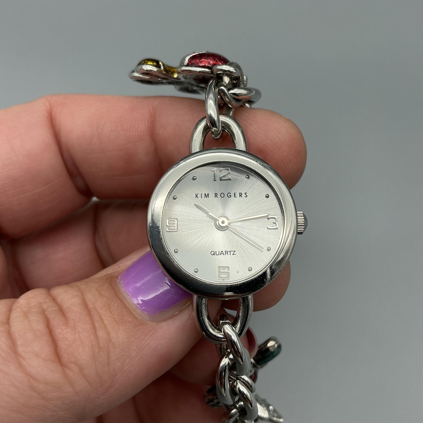 Kim Rogers Womens Watch 22mm Silver Tone Christmas Charm 28974 New Battery 6.5″