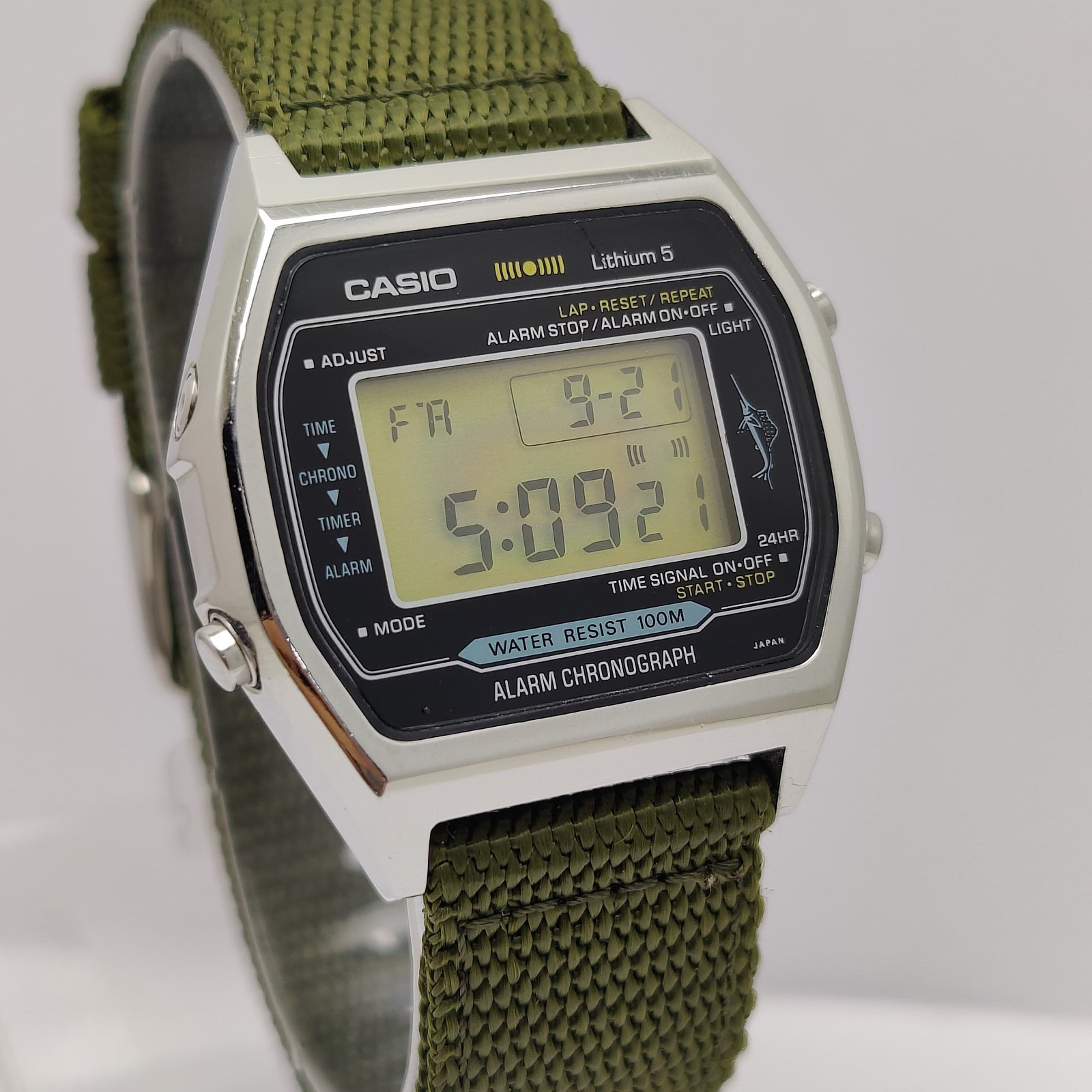 Vintage Casio Marlin H101 106 Digital Chronograph/Timer/Alarm 1980s Men’s Watch