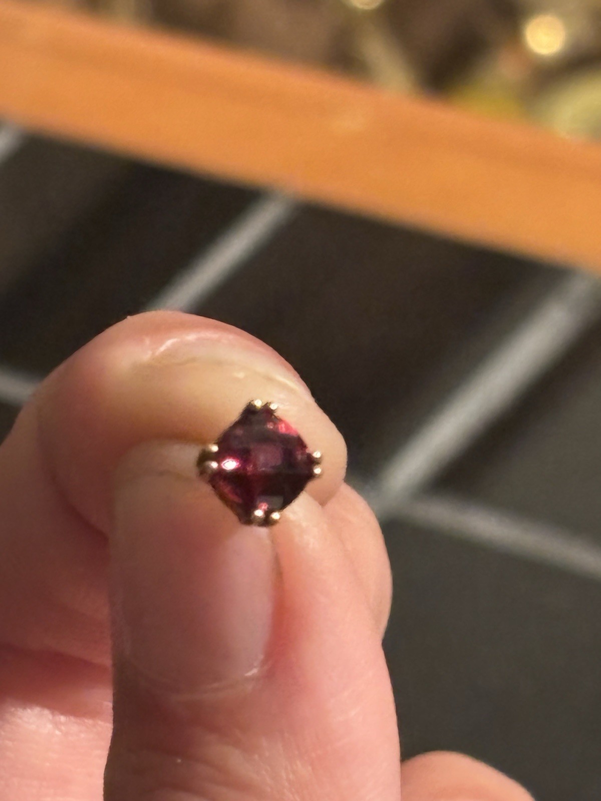 10K Yellow Gold Red Square Cushion Garnet Stud Earrings Prong Set Butterfly Back