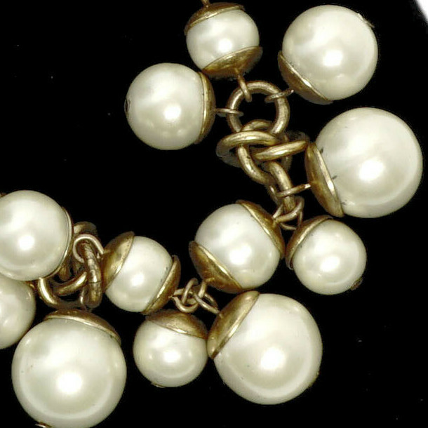 Faux Pearl Bracelet Adjustable 7-9 inches Fashion Stella and Dot Charm Style