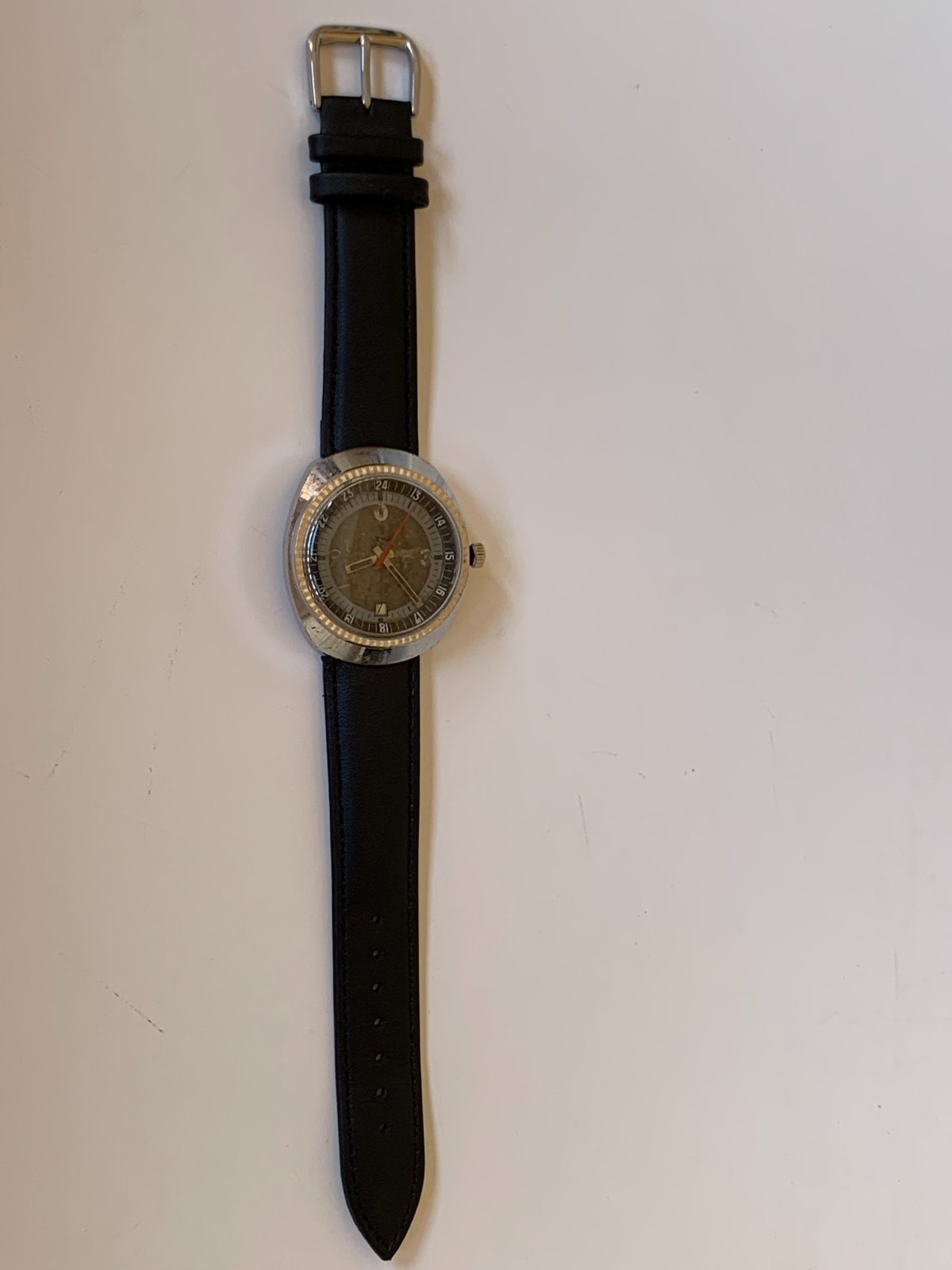 Vintage 1970s YEMA Sous-Marine Diver Watch 37mm Cushion Case Manual Wind Rare