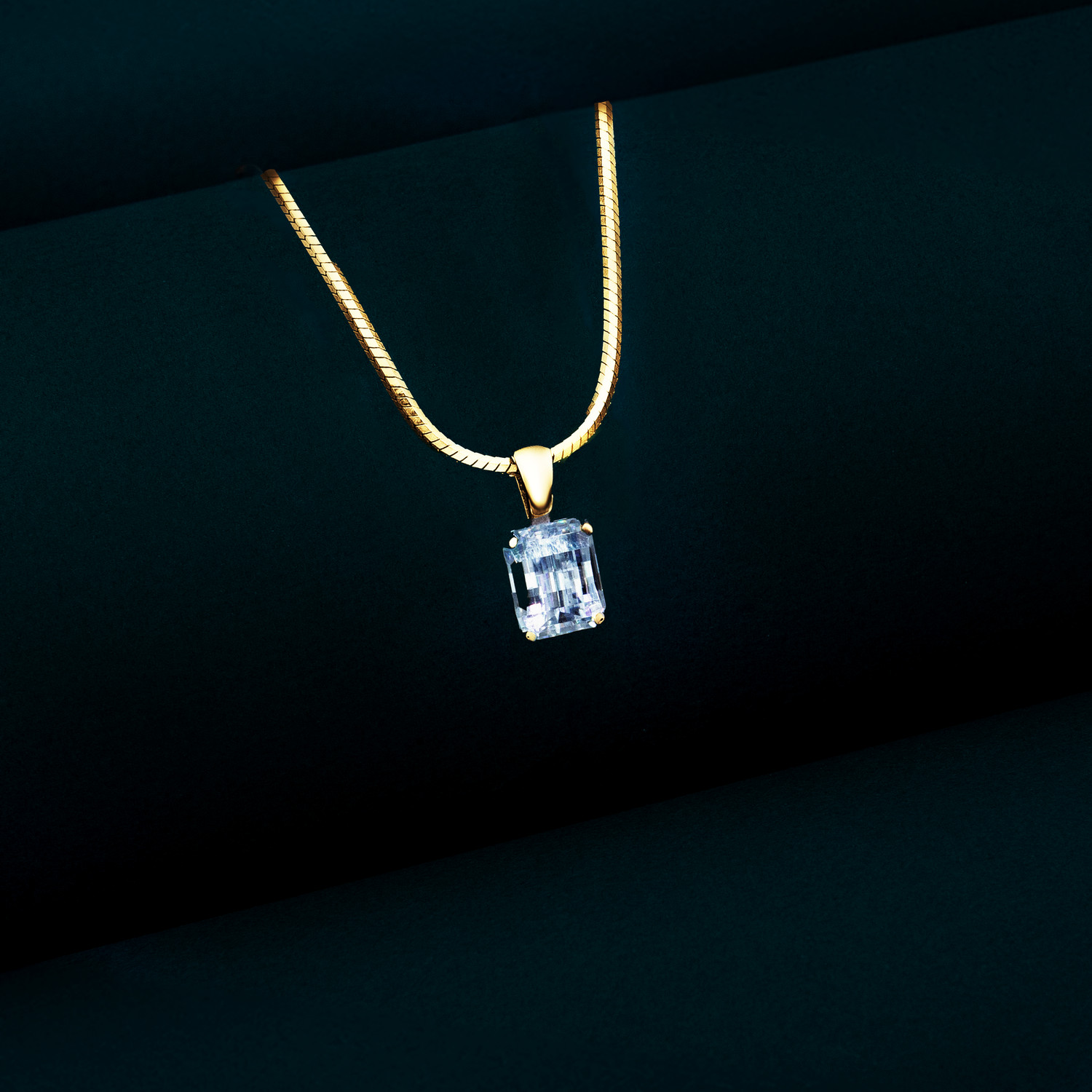 Moissanite Pixel Cut Necklace 4ct – 925 Silver – Clear/Champagne – Limited Edition