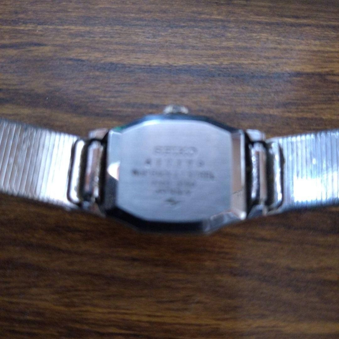 Showa Retro SEIKO Hand-wound Watch, Green, 23 Jewels, Model 1140-3190, Working C