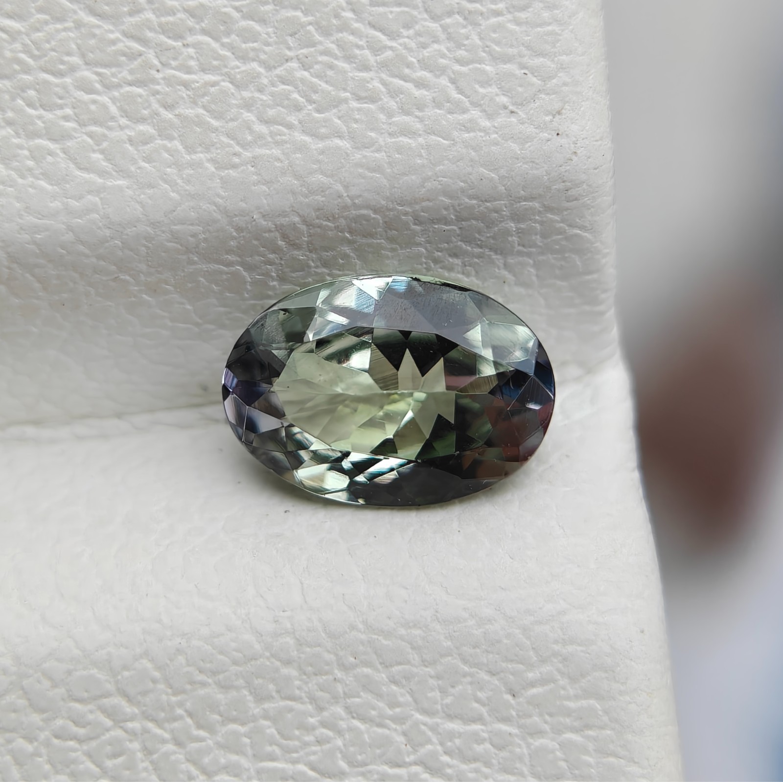 Natural peacock zoisite gem 7x5mm oval tanzanite stone loose gemstone ideal for