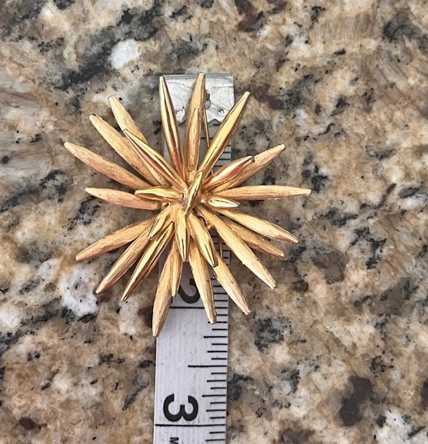 Marcel Boucher Signed Gold tone Textured Star Starburst Burst Brooch Art Deco