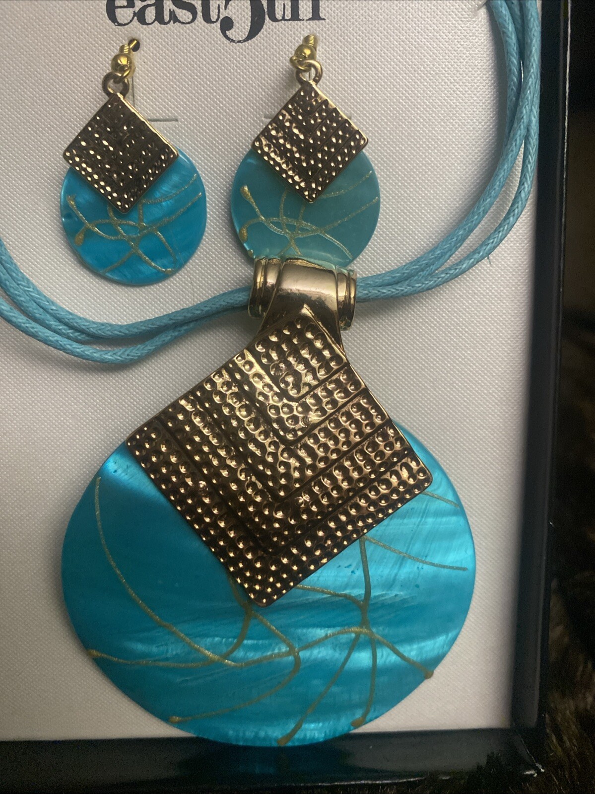 East5th Necklace and Earring Set In Turquoise And Gold NEW IN BOX AS PICTURED
