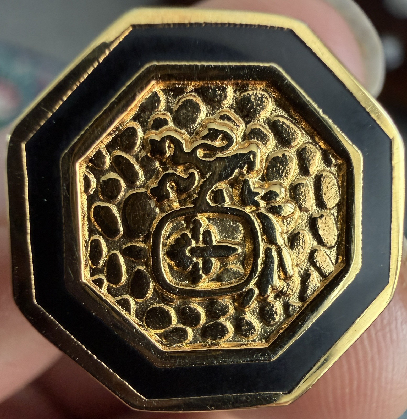 Vintage Gucci Heraldic Crest Cufflinks Gold & Black Enamel Rare Colibri Era Rare