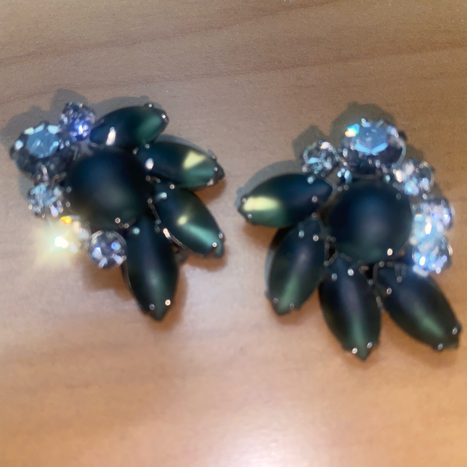 Vintage Juliana D&E Smokey Girve Rhinestone Bracelet Brooch Earring Set Parure