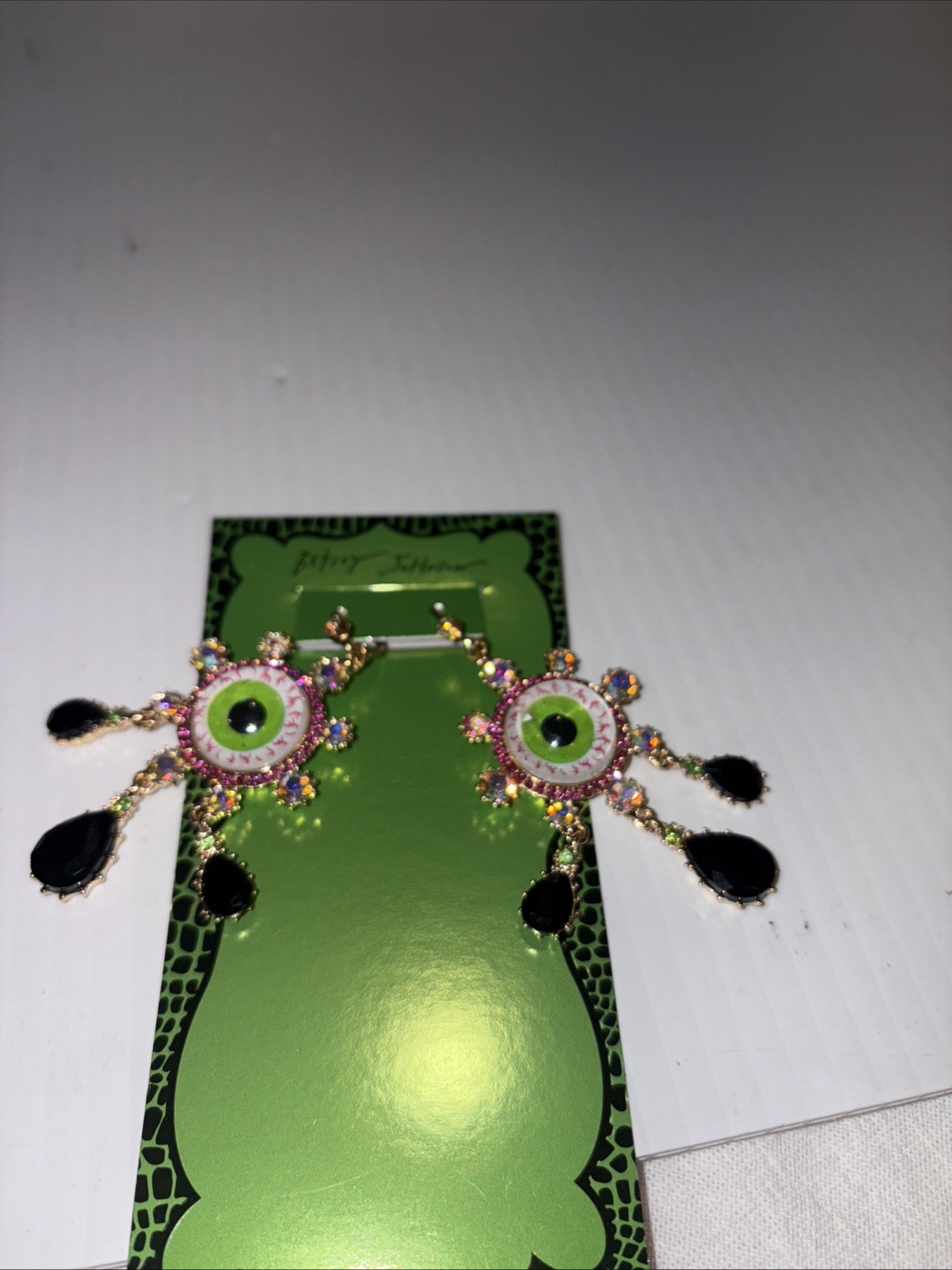 BETSEY JOHNSON DANGLE DROP EYEBALLS EARRINGS W BLACK CRYSTAL TEARS MULTI COLOR