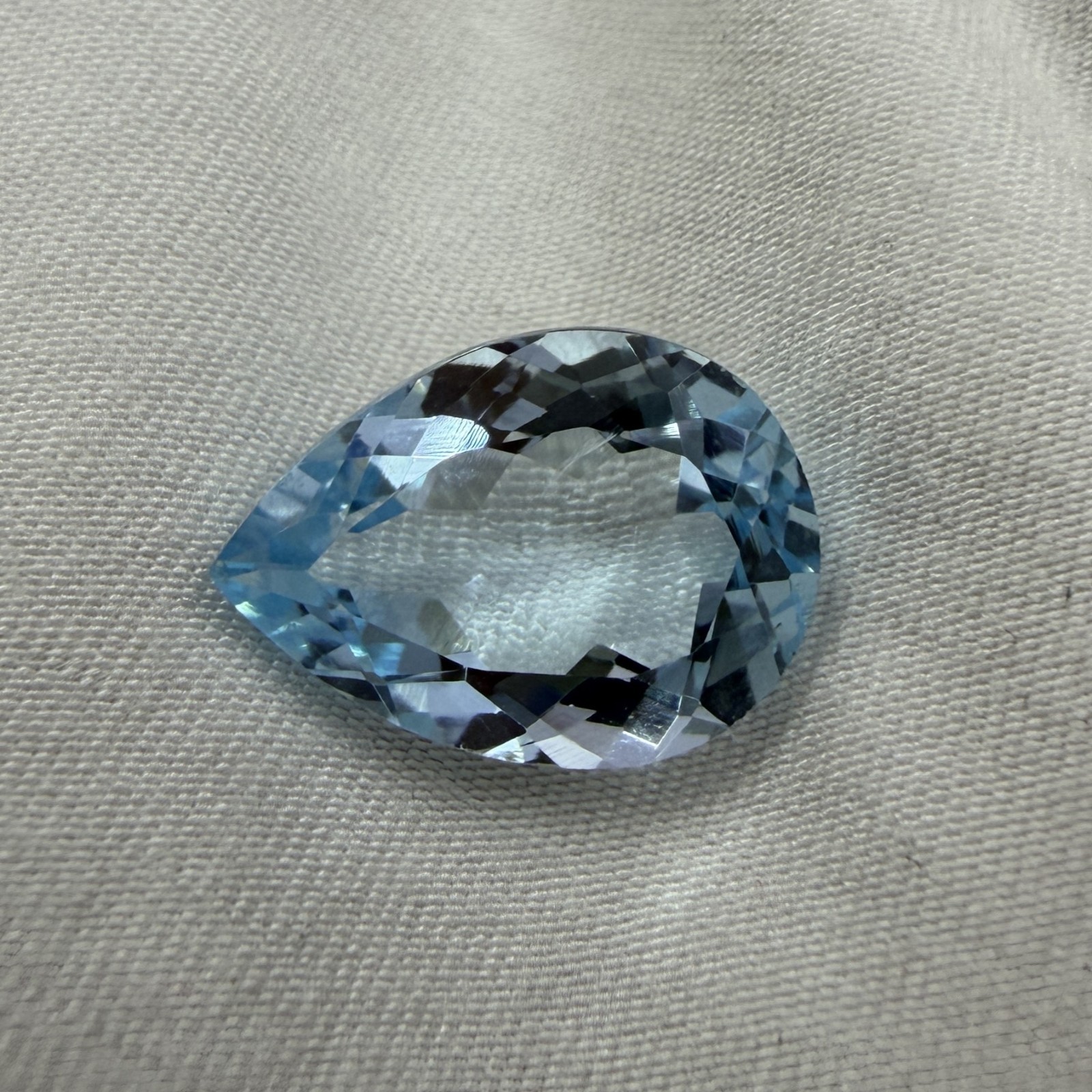 100% Natural Sky Blue Topaz Pear Cut Loose Gemstone Weight 6.15 Carats