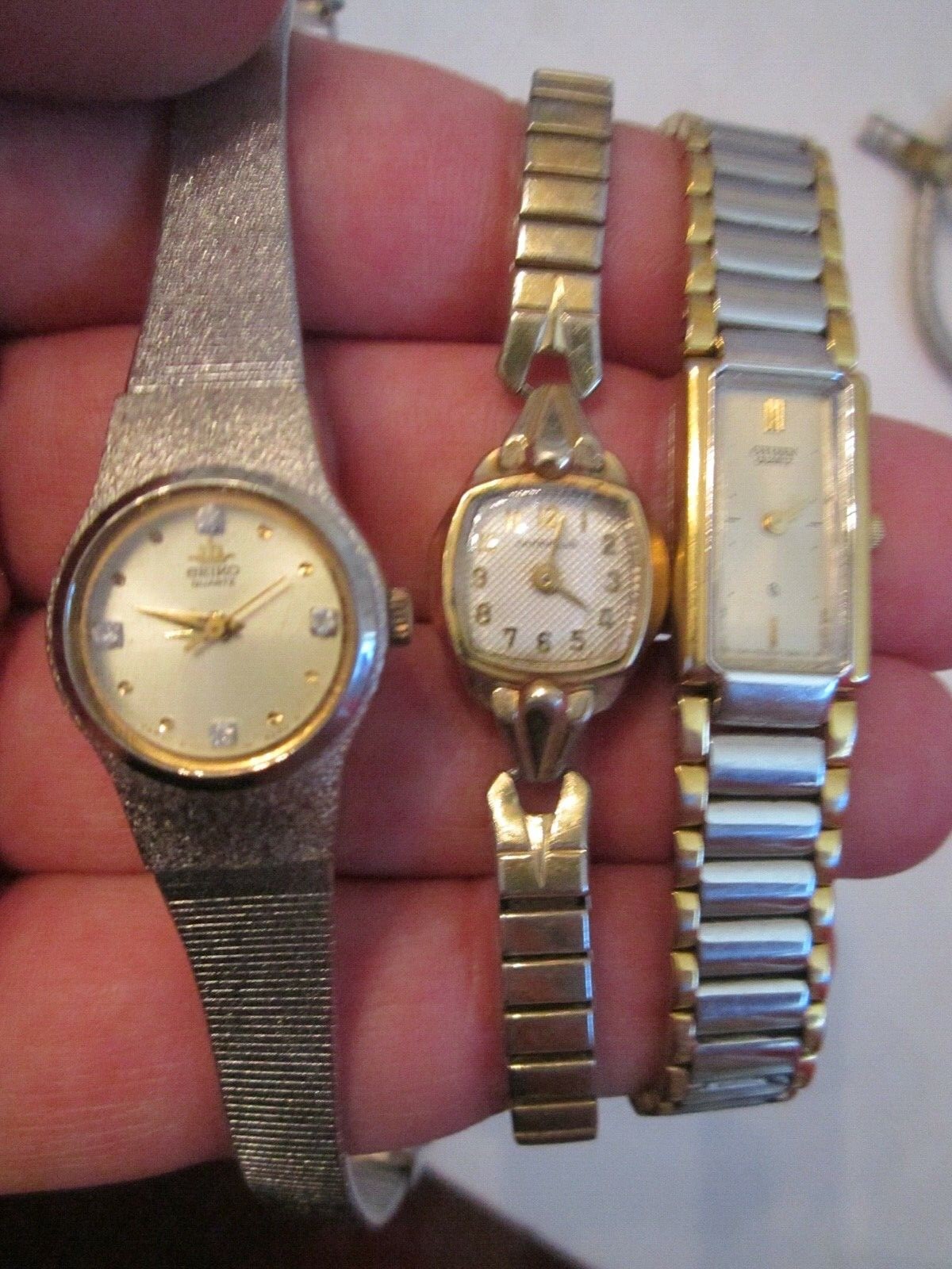 9 LADIES’ VINTAGE WATCHES – SEIKO, PULSAR, CARAVELLE, TIMEX, CITIZEN – BBA17