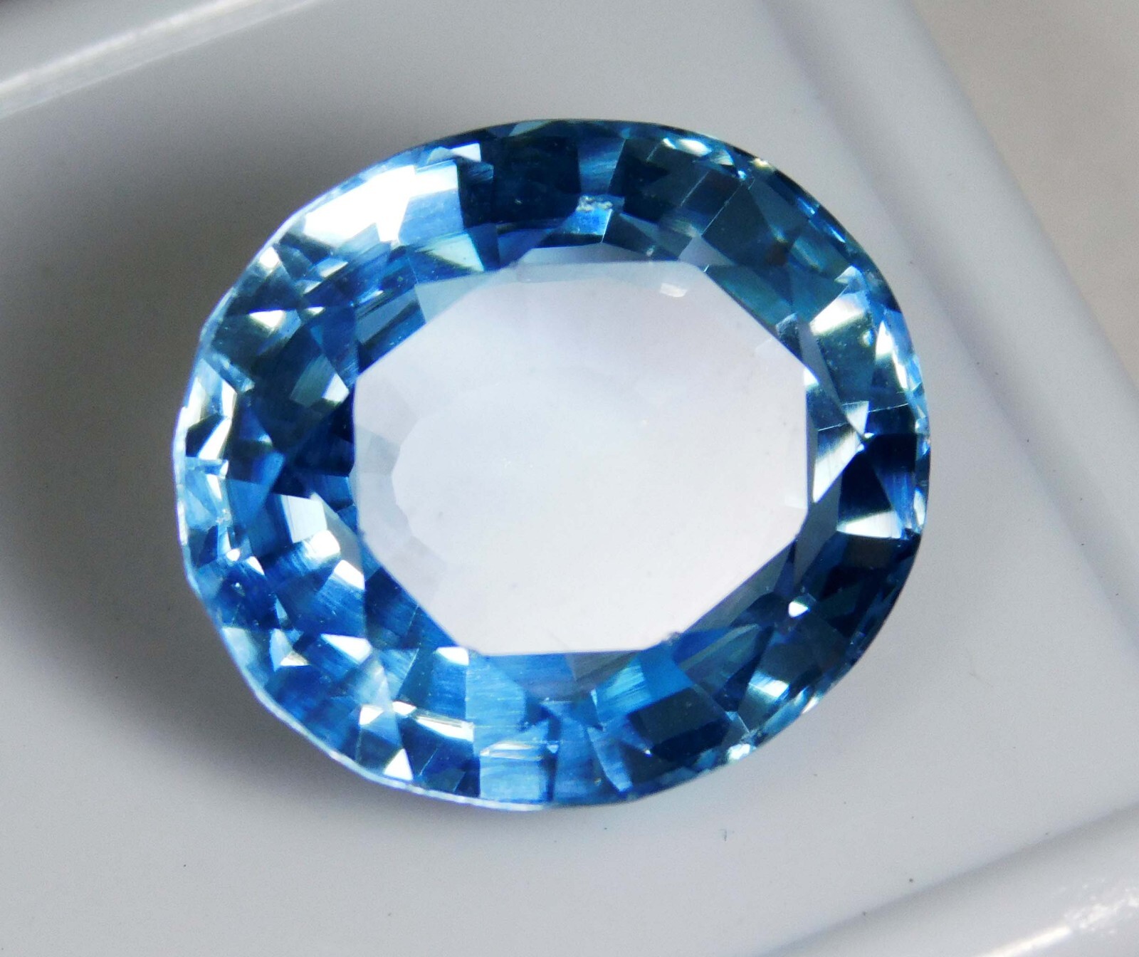 Natural 13.0 Ct Blue Aquamarine Oval CERTIFIED Loose Gemstone