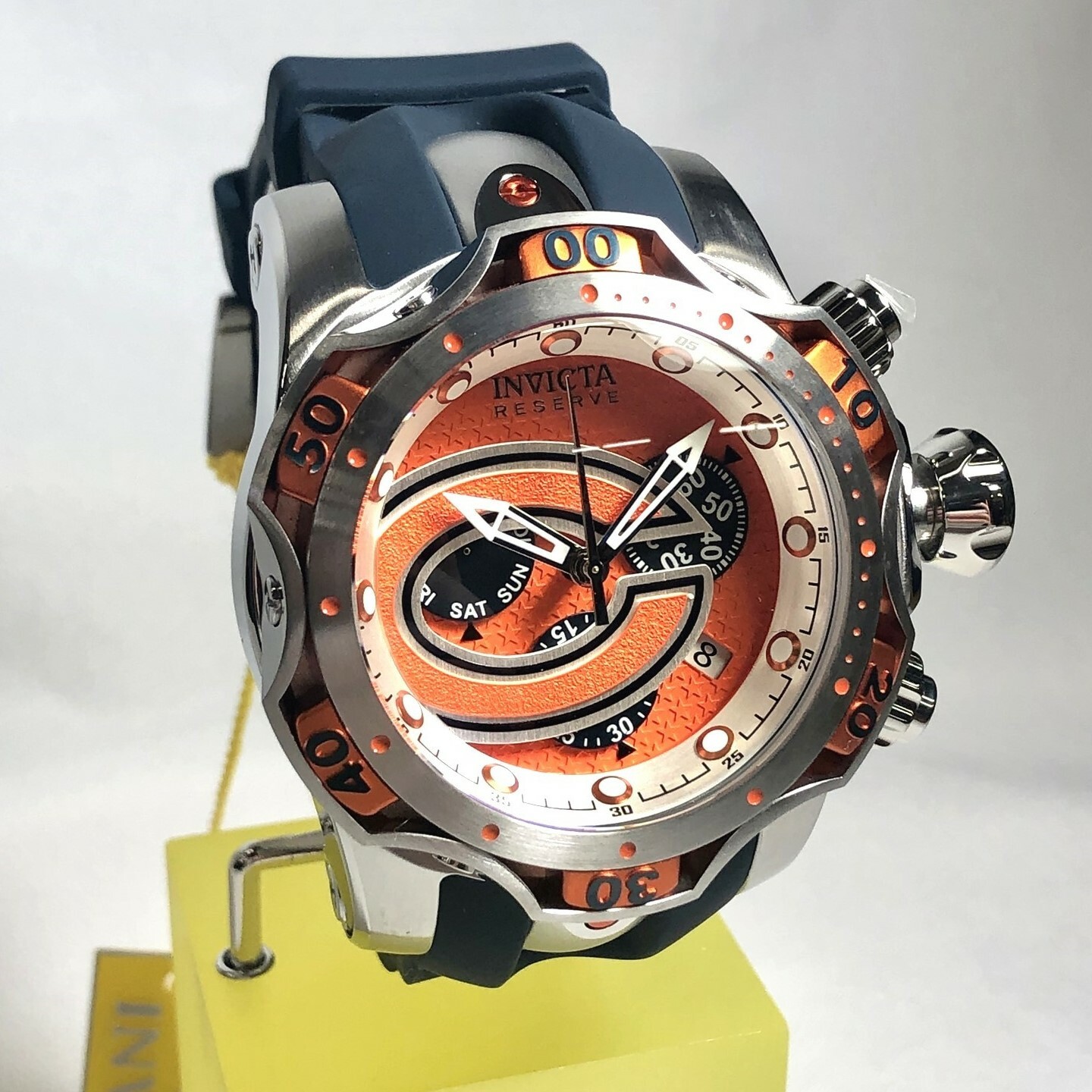INVICTA 33066 NFL 52mm Venom Gen III Swiss Quartz Chronograph Strap – Bears
