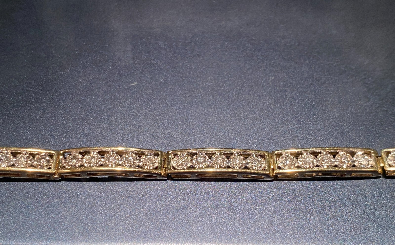 10k Yellow Gold & Diamond Station Link Bracelet Prong Set 4.5mm 7.5″ 8.45g