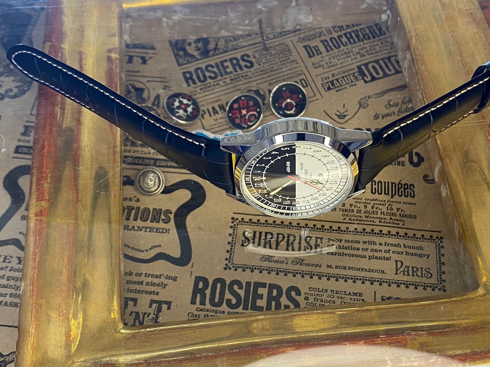 Vintage Watch Raketa 24h Sputnik Mechanical Wrist Men’s Russian Soviet USSR Day