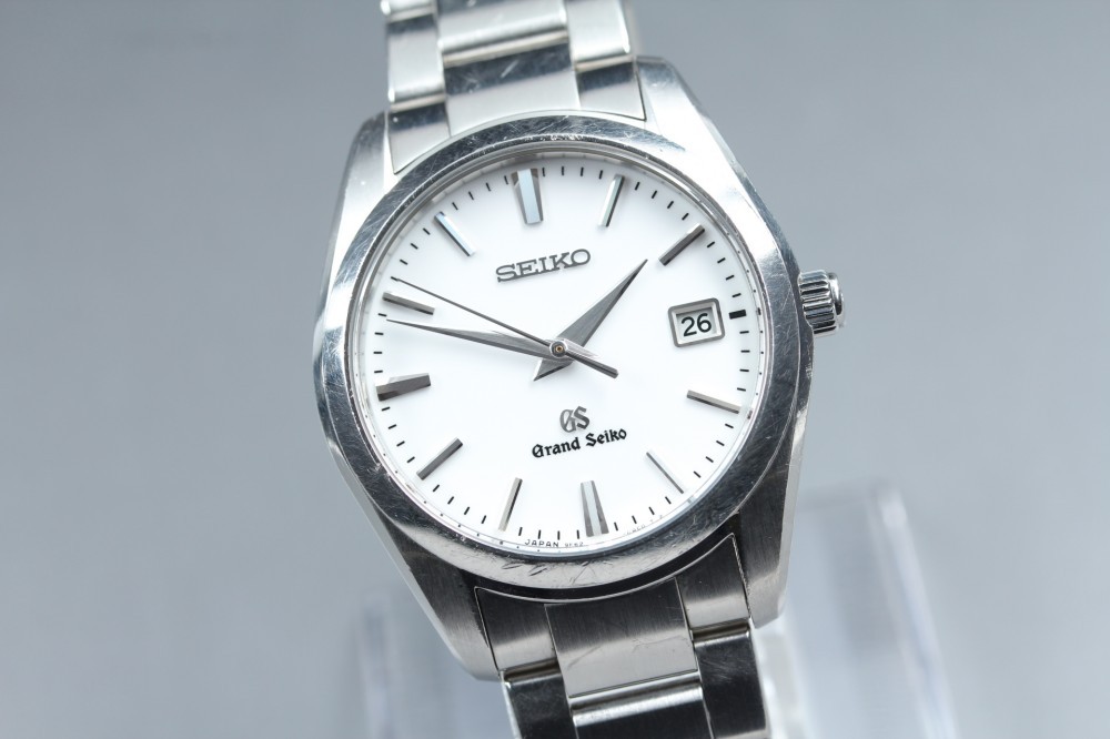 Near MINT Grand Seiko SBGX059/9F62-0AB0 White Quartz Men’s Watch Full Set Box