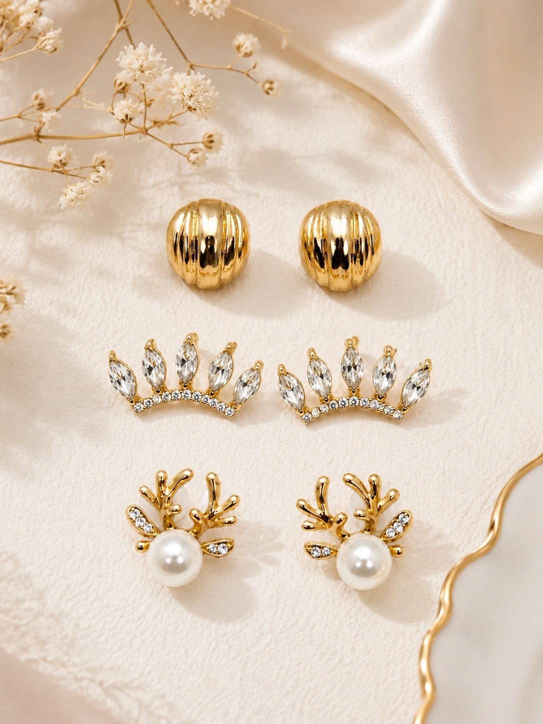 3 Pairs Gold Tone Stud Earrings Set Pearl Crown Rhinestone Gift Box Included