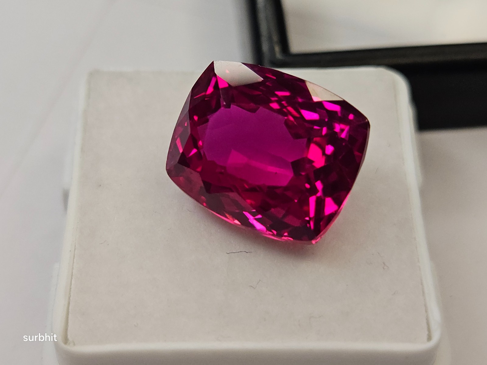 Dark Pink Sapphire Cushion Cut 14+Ct Natural Certified Loose Gemstone