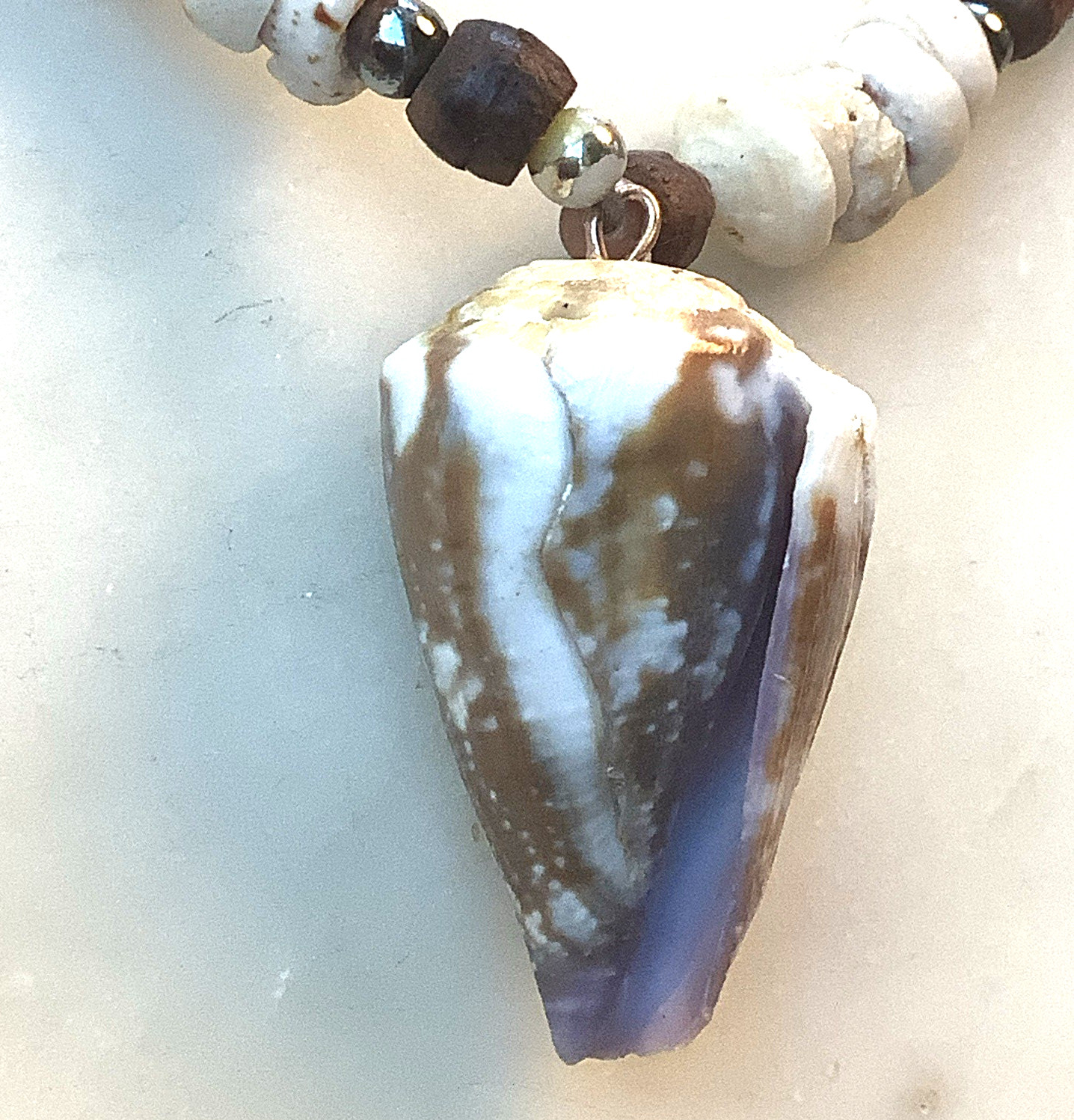 Vintage Puka Shell Necklace Hawaiian Surfer Necklaces Beaded Barrel Clasp