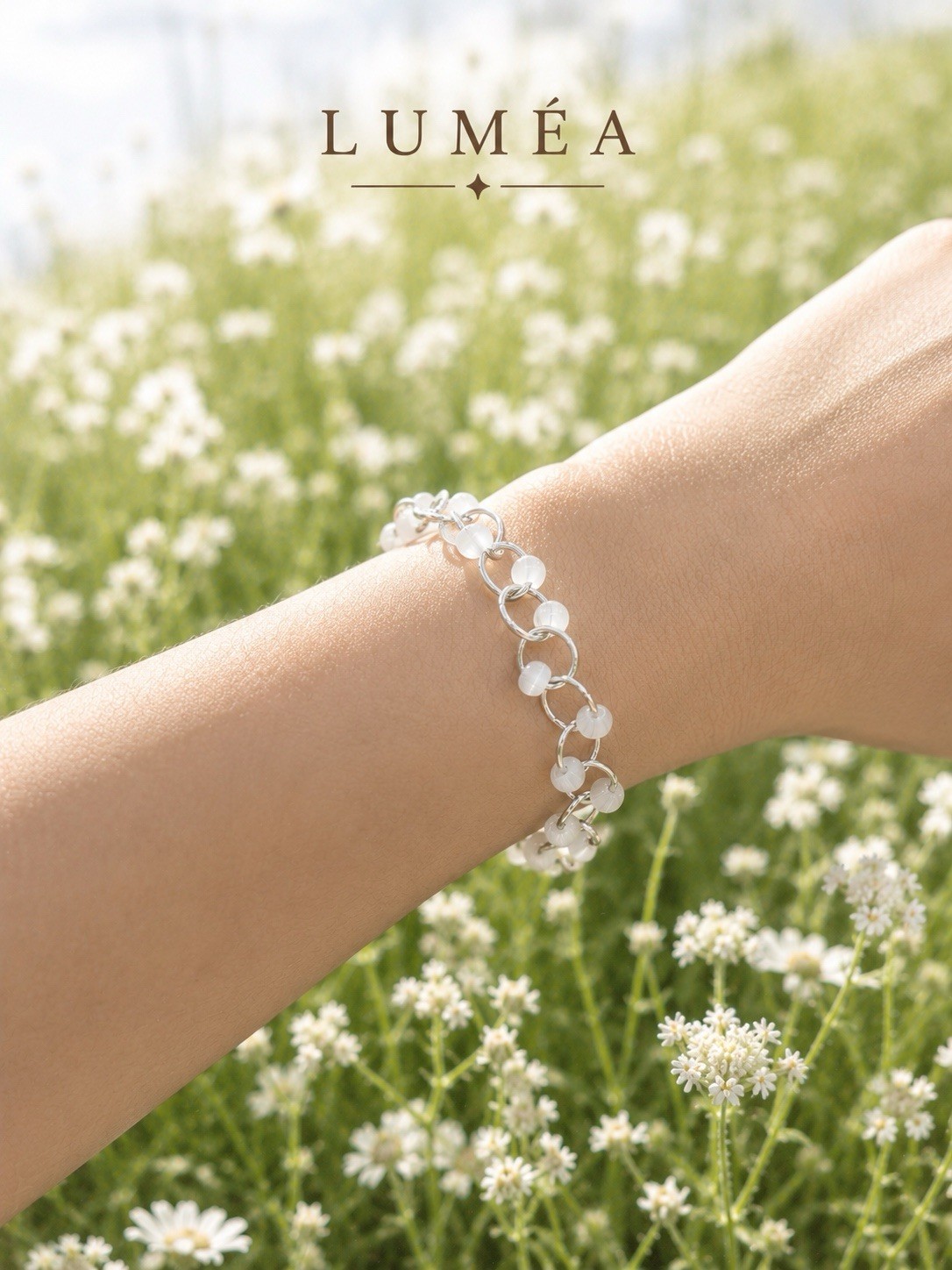 LUMÉA Handmade Cat Eye Glass Bead Bracelet – Moon Pearl White