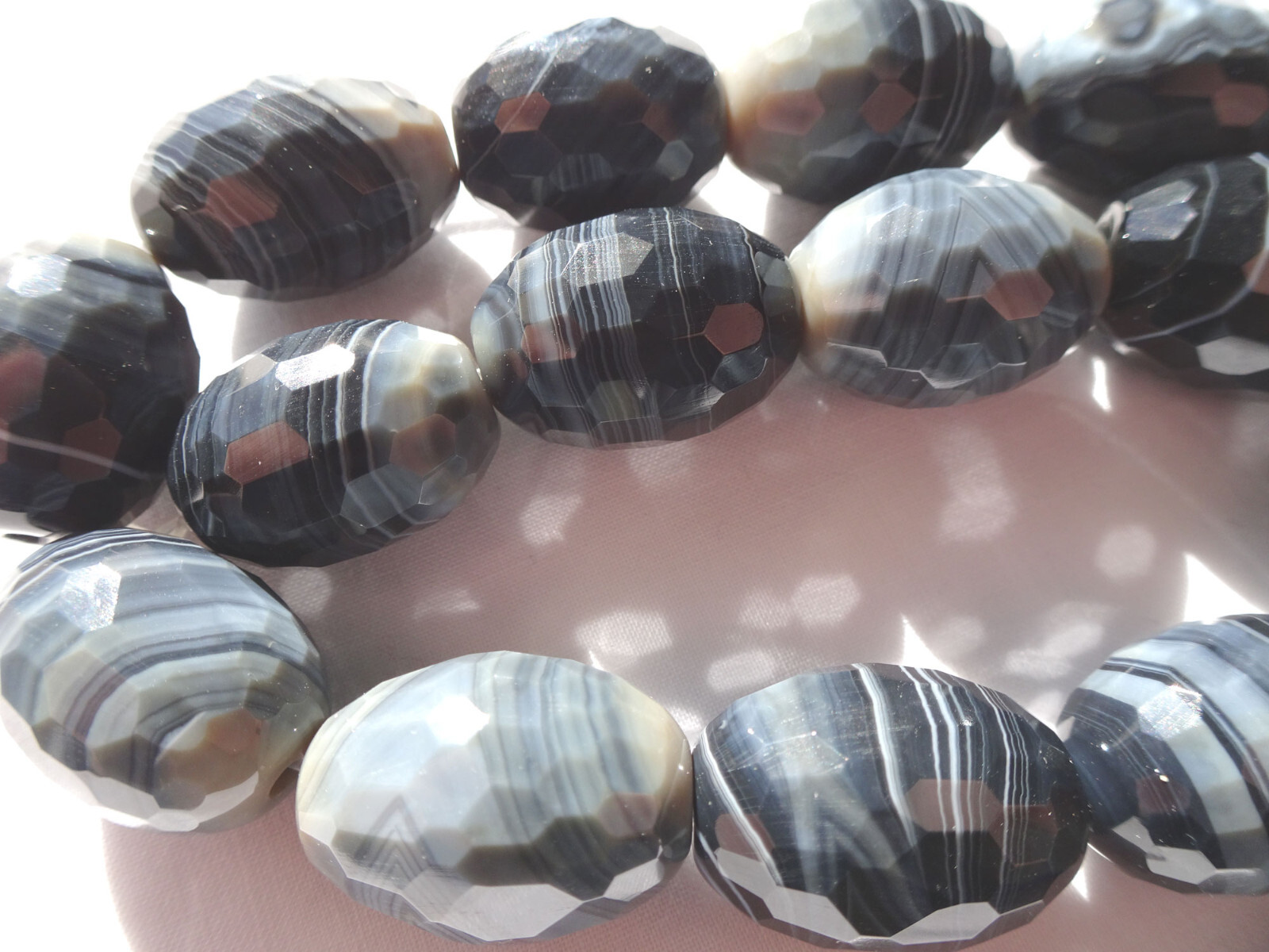 14 1/2″ Str Natural Faceted Banded Agate Oval Stone Beads 19-21mm Long A881 DNG
