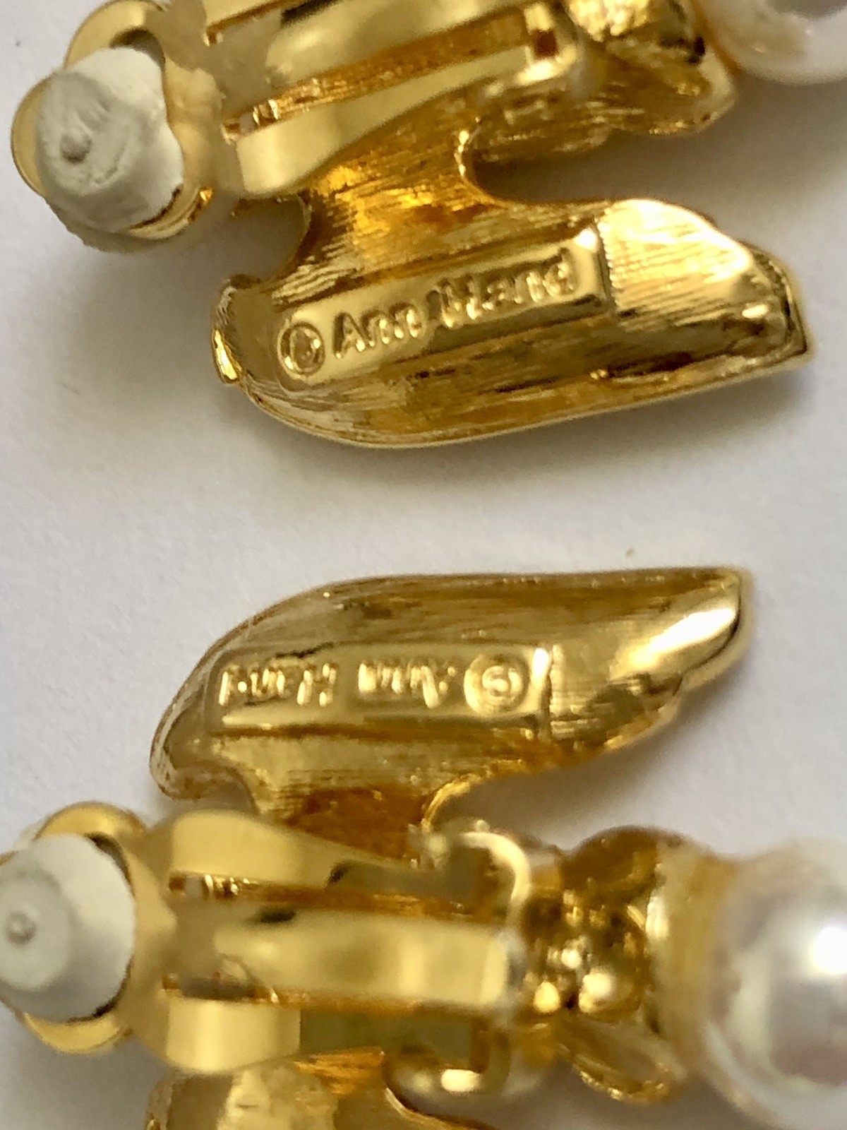 VTG ANN HAND Clip Eagle Earrings,W/ Red Eye&Faux Pearls Approx. 6 1/2–7mm