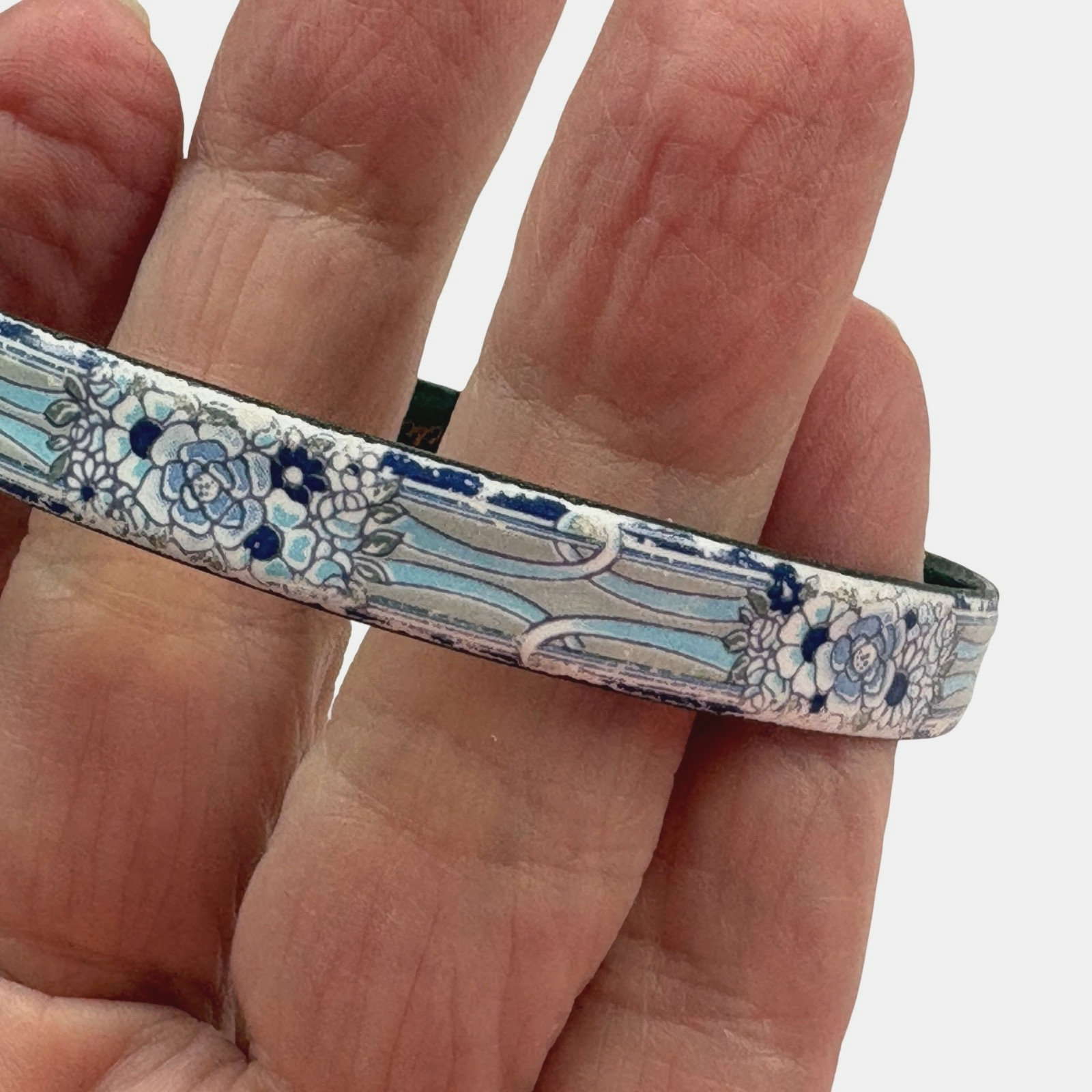 Vintage Michaela Frey Lt. Blue, White, & Navy-Blue Enamel Bangle Bracelet