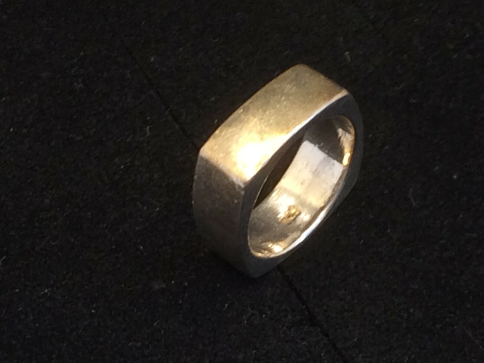 Solid Silver Ring 925 Hallmarked Square Silver 9g! 18mm Internal Dimension
