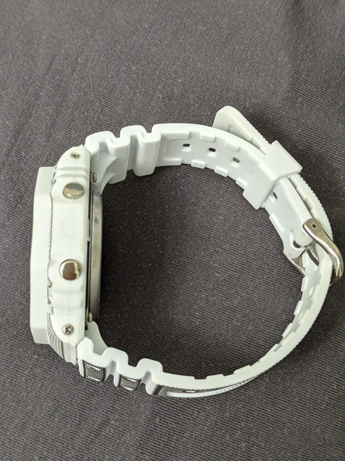 Casio G-Shock GA-2100 White Analog Digital Men’s Watch 20BAR Shock Resistant