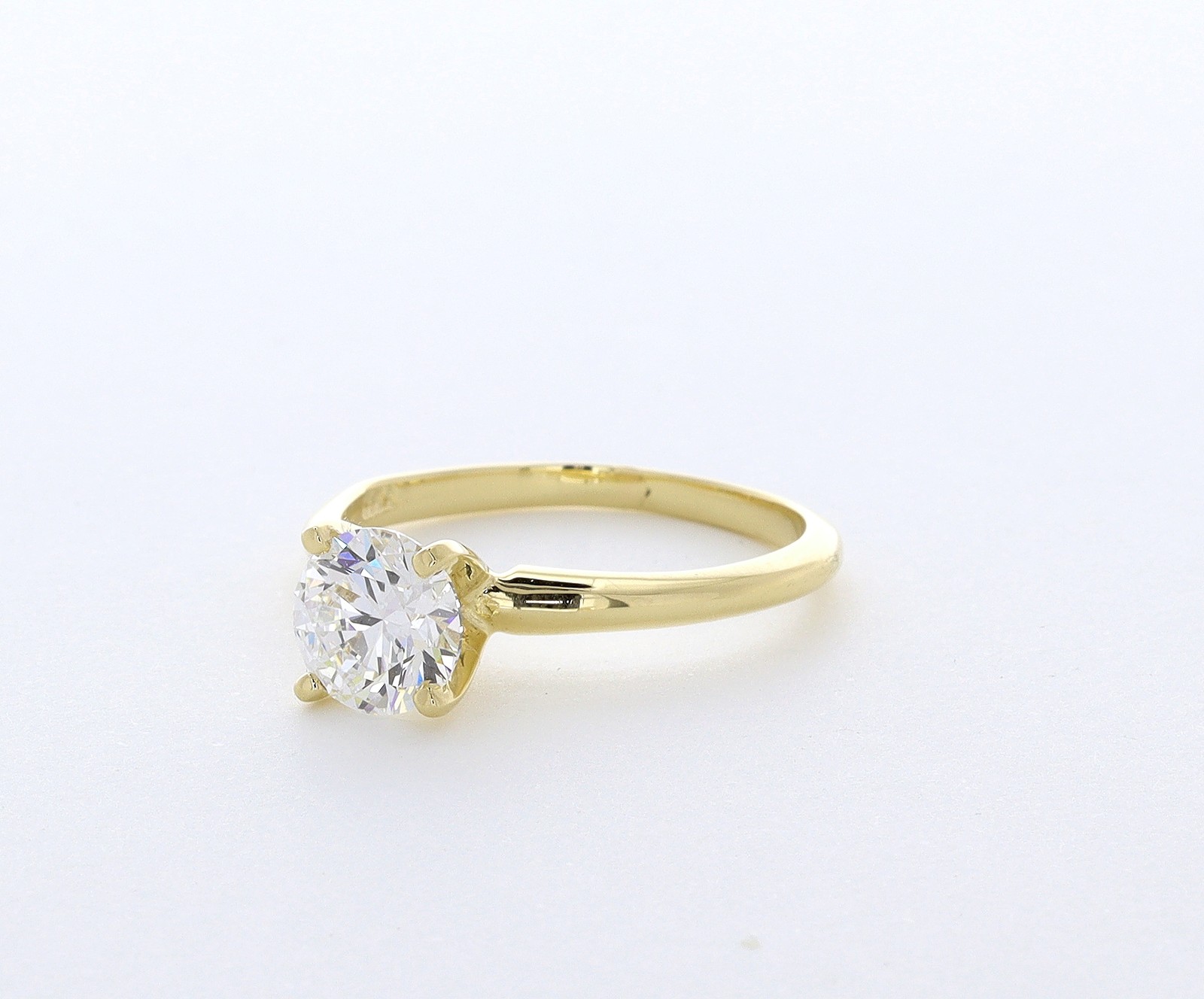 Solitaire Engagement Ring 14K Gold 1.01 Carat Round Lab-Grown Diamond D VVS2