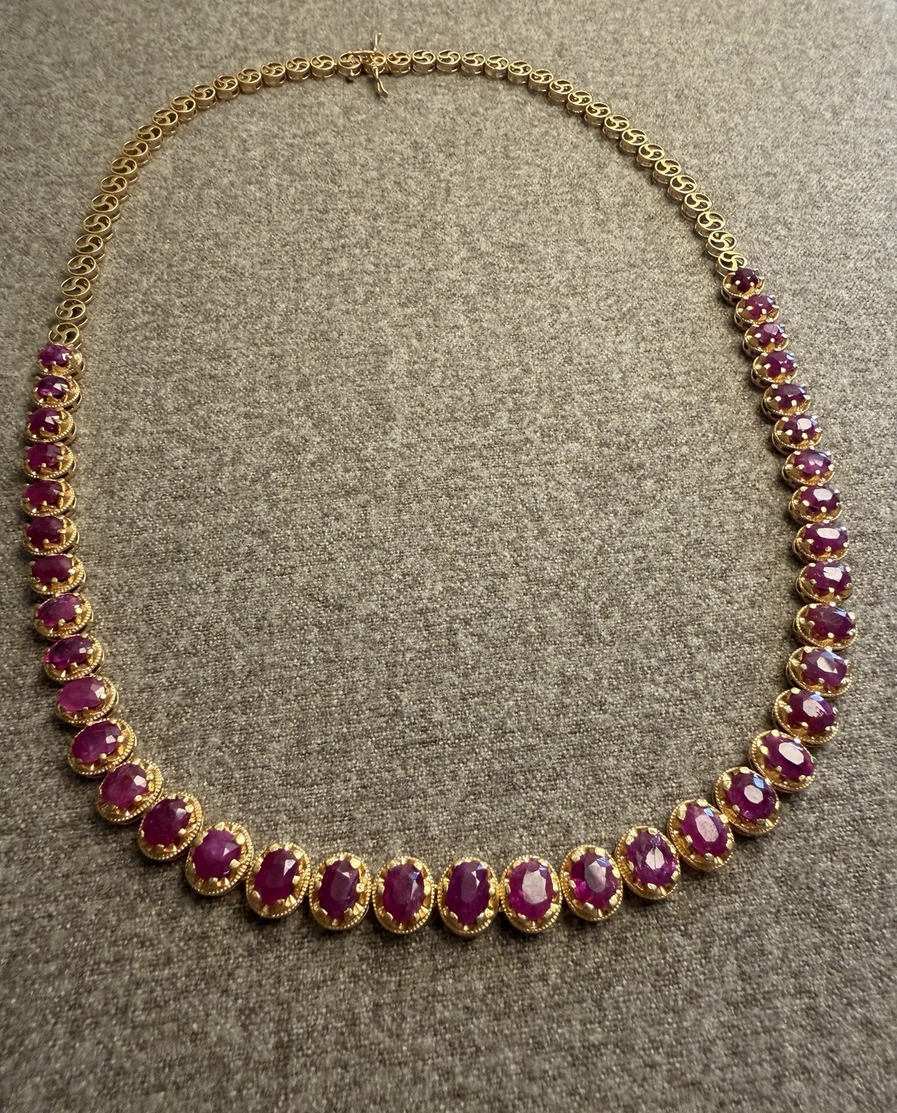 Certified Natural Burma Mogok Unheated Ruby 18 K Solid Yellow Gold Necklace