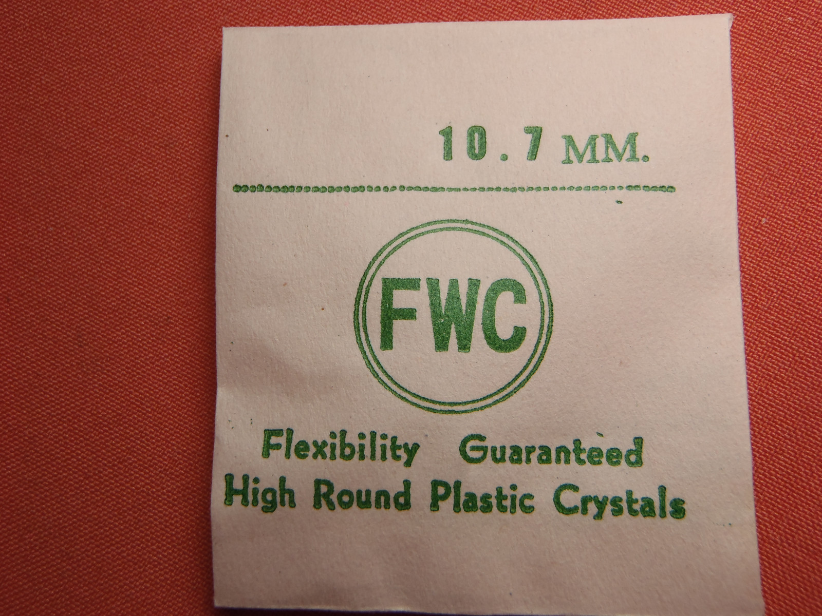 FWC HIGH ROUND Diamond Edge PLASTIC WATCH CRYSTAL 10.7 MM NOS