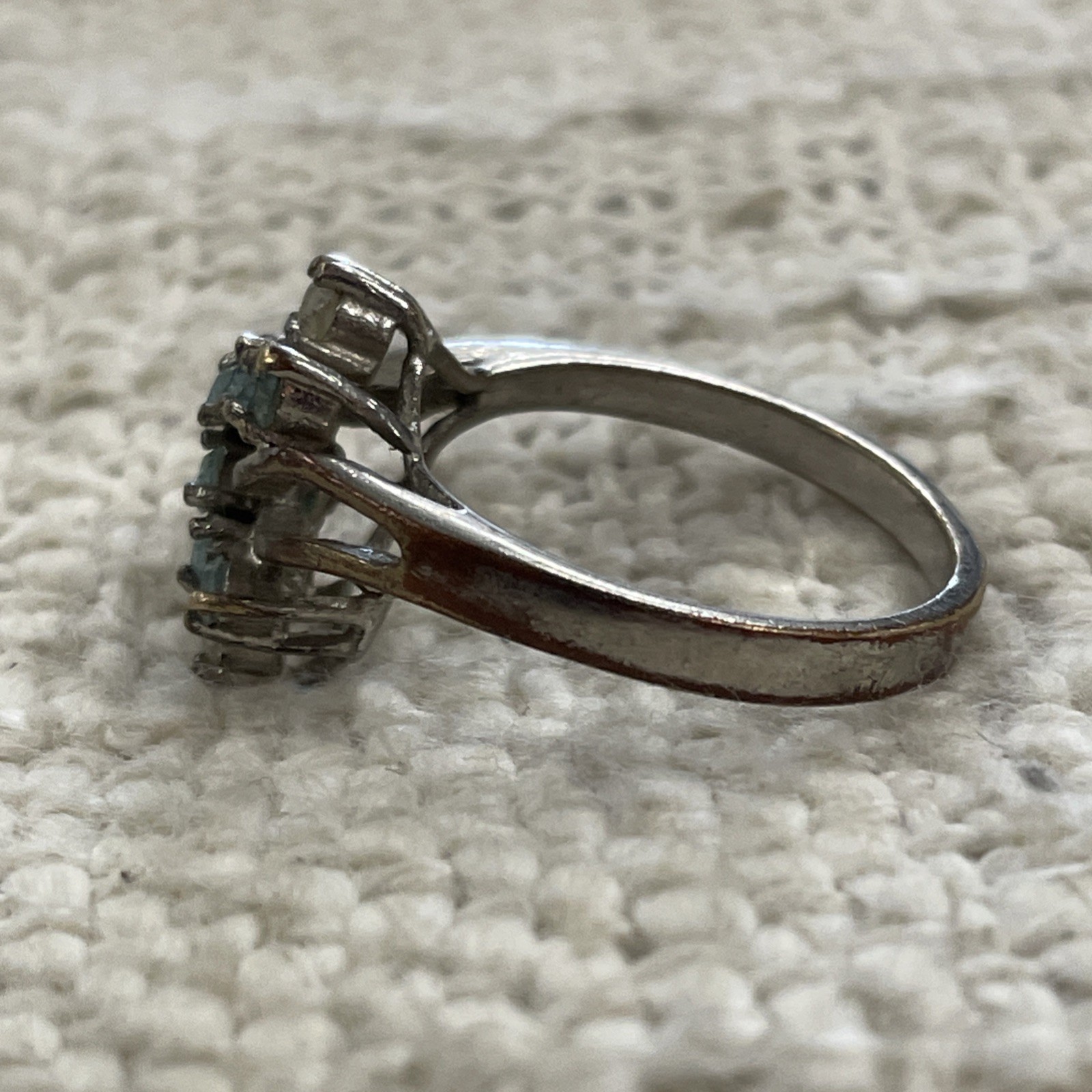 Silver Toned Blue & White Gem Cluster Cocktail Ring Size 9.5
