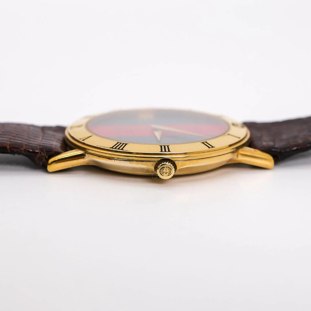GUCCI 3000 Sherry Line Womens Round 33mm Gold Quartz Watch