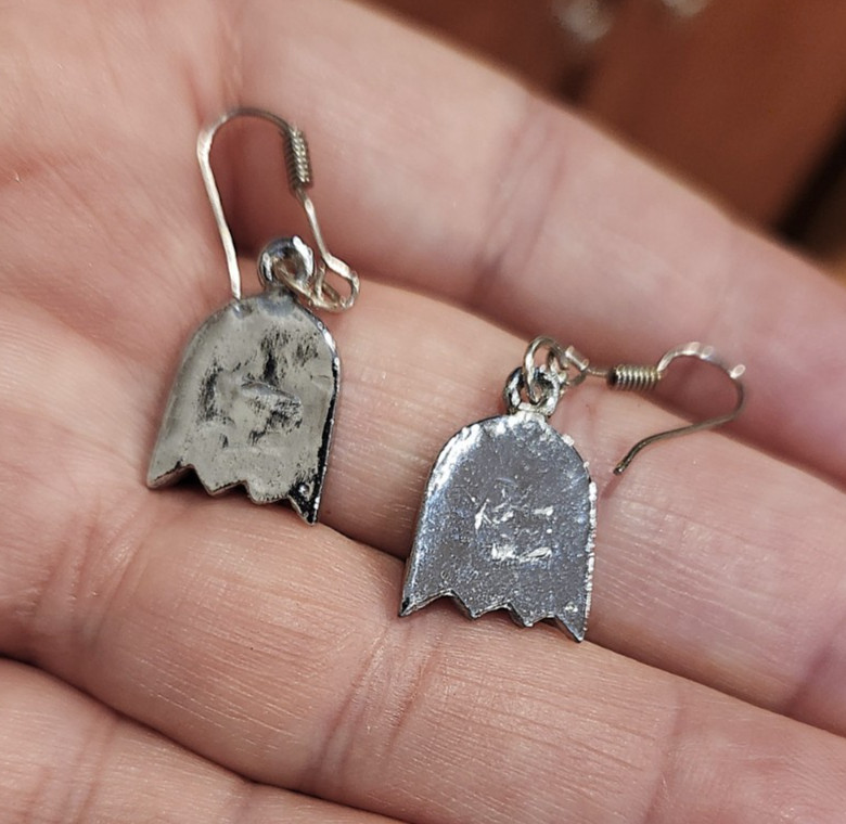 ENAMEL EARRINGS~PAC MAN GHOSTS~SILVER BLACK DANGLE PIERCED .75″ X .5″ FASHION