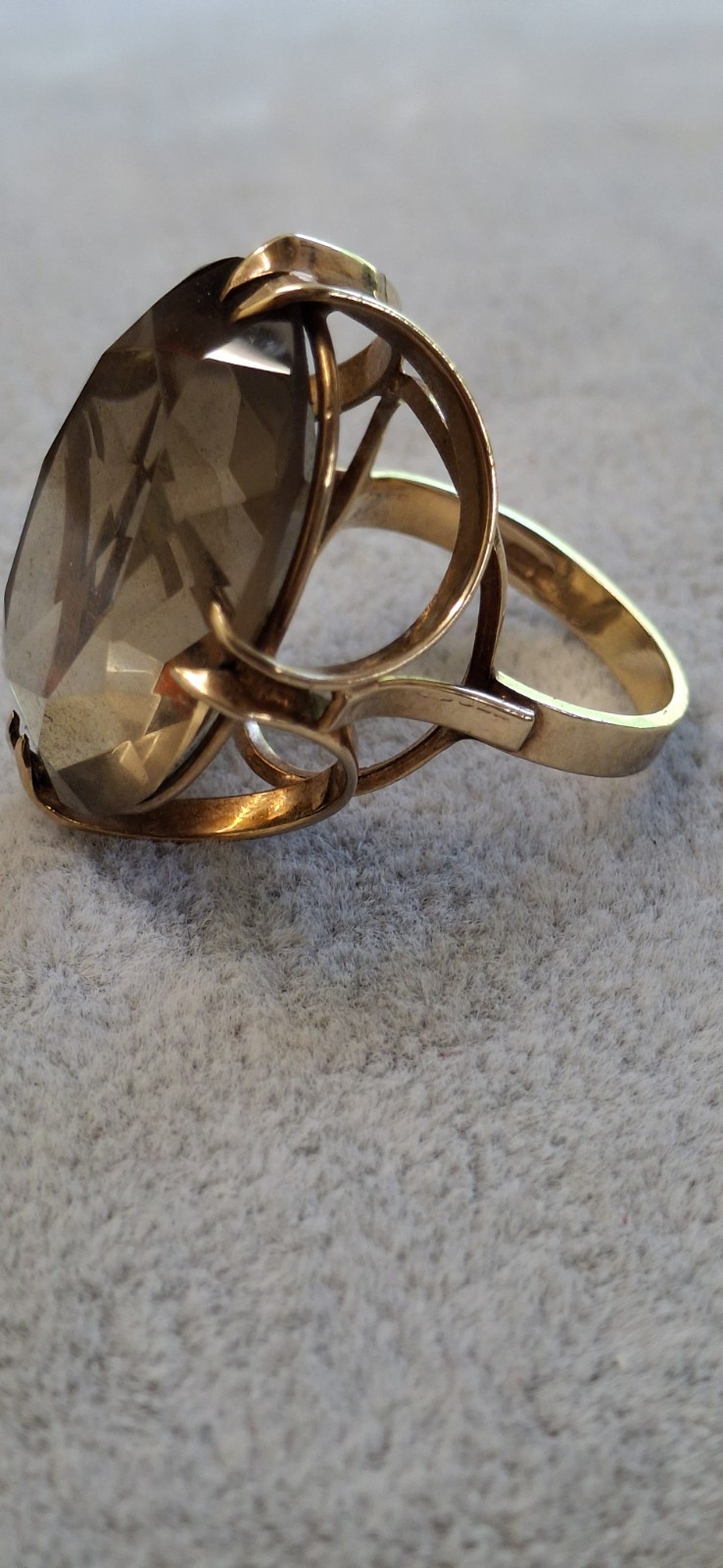 9ct Gold Chunky Smokey Quartz Ring Size O