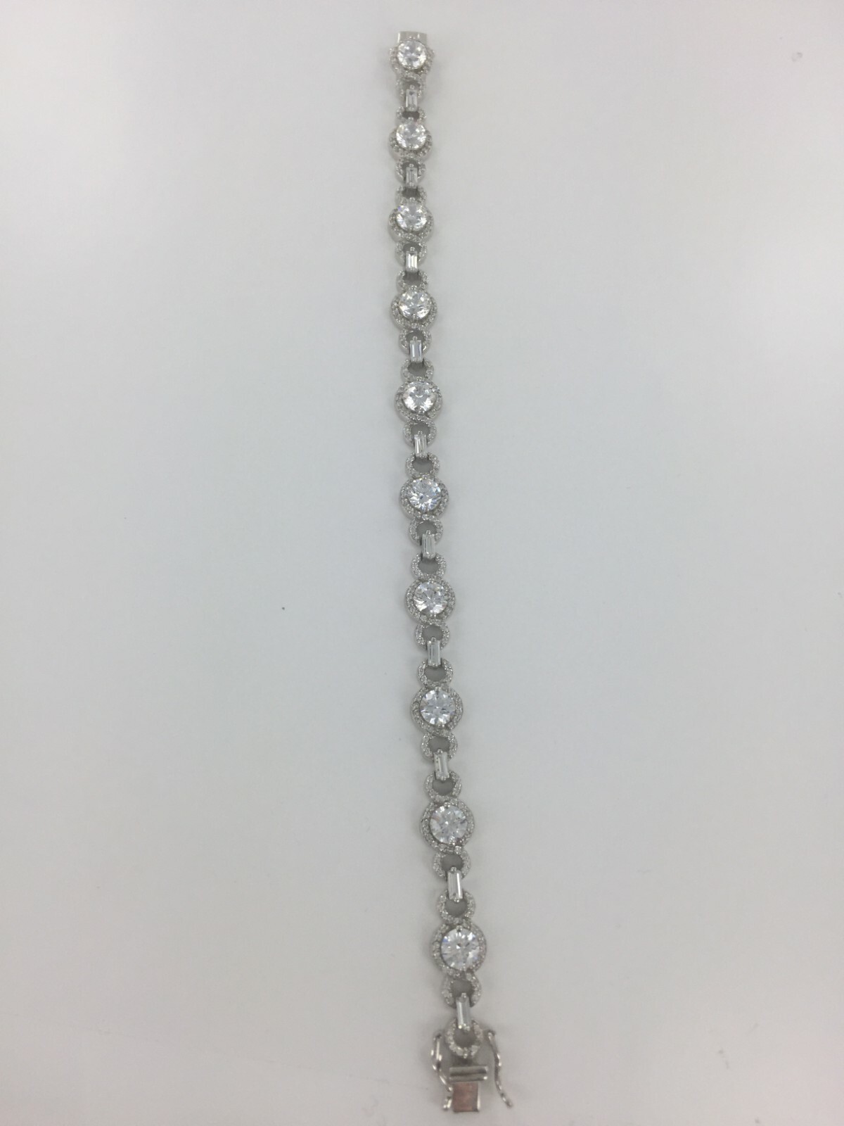 Gorgeous 8.5 CTW Round & Baguette Clear CZ Halo Style Pave Link 925 Silver 7″