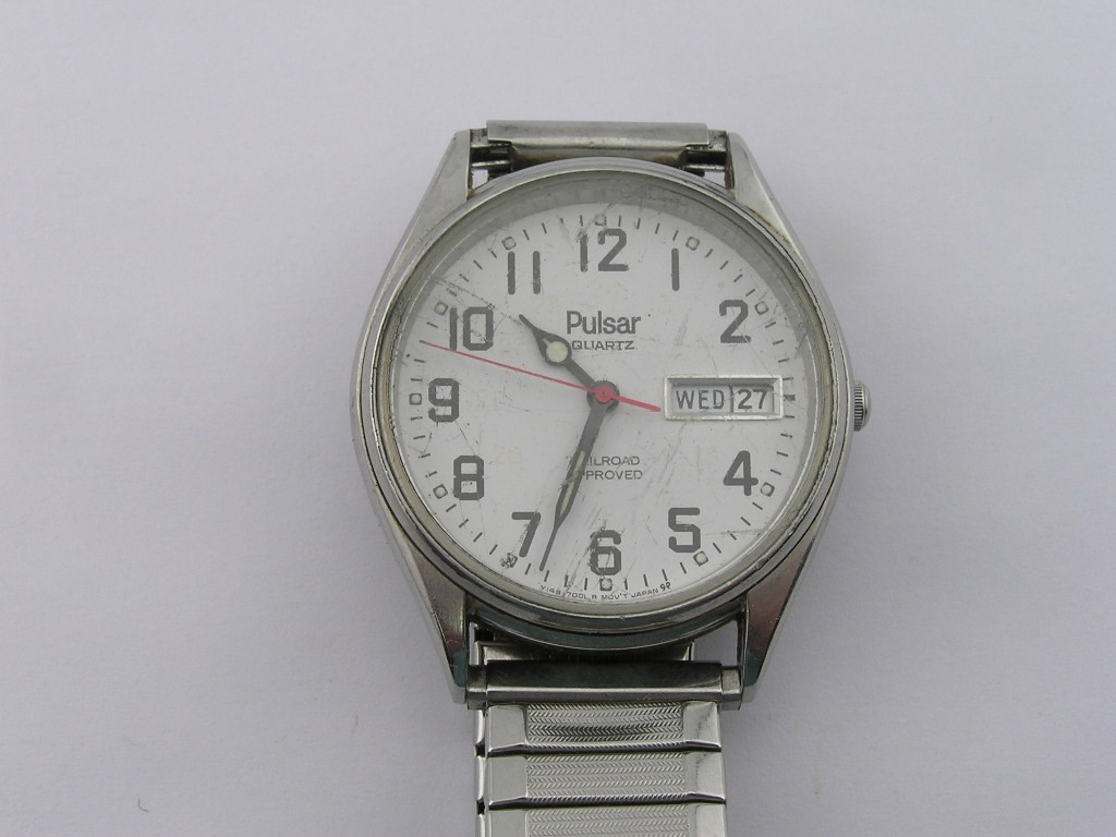 Vintage Pulsar Mens Watch Railroad Approved White Dial Working Y148-7009