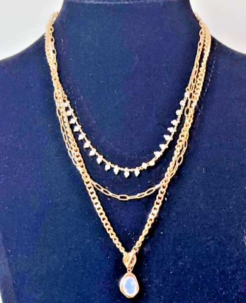 Clasped Layered Necklace with Crystal Pendant in Middle