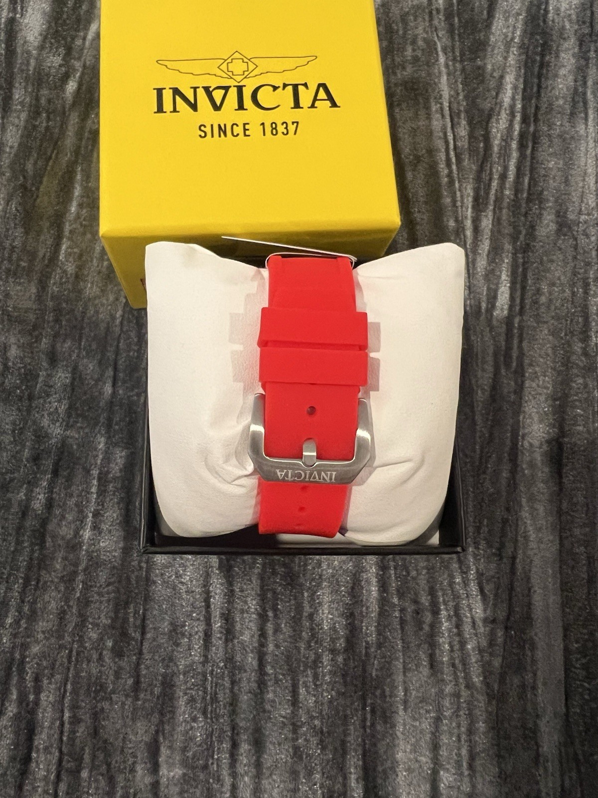 Invicta Racing Vaulthan 69659 Men’s Chronograph Watch 44mm Red Silicone Band