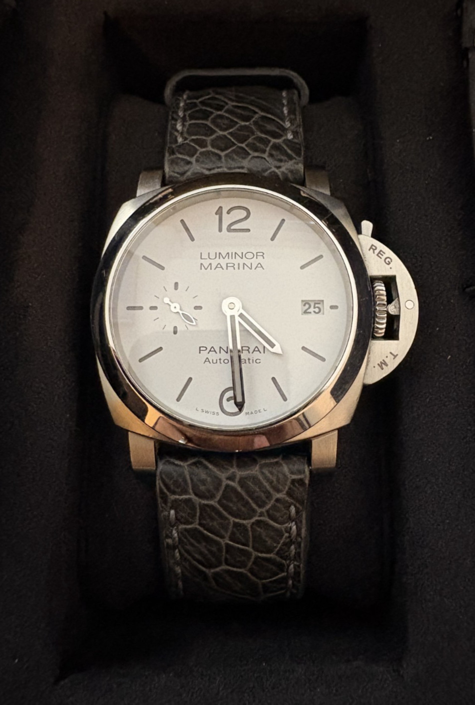2021 Panerai Luminor Marina Quaranta 40mm PAM01270 Stainless Steel White Dial