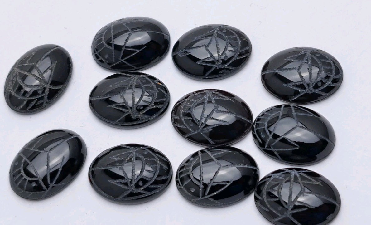 11 pieces Black Oval 16×12 mm Gemstones Unique Design Cabochon Cut