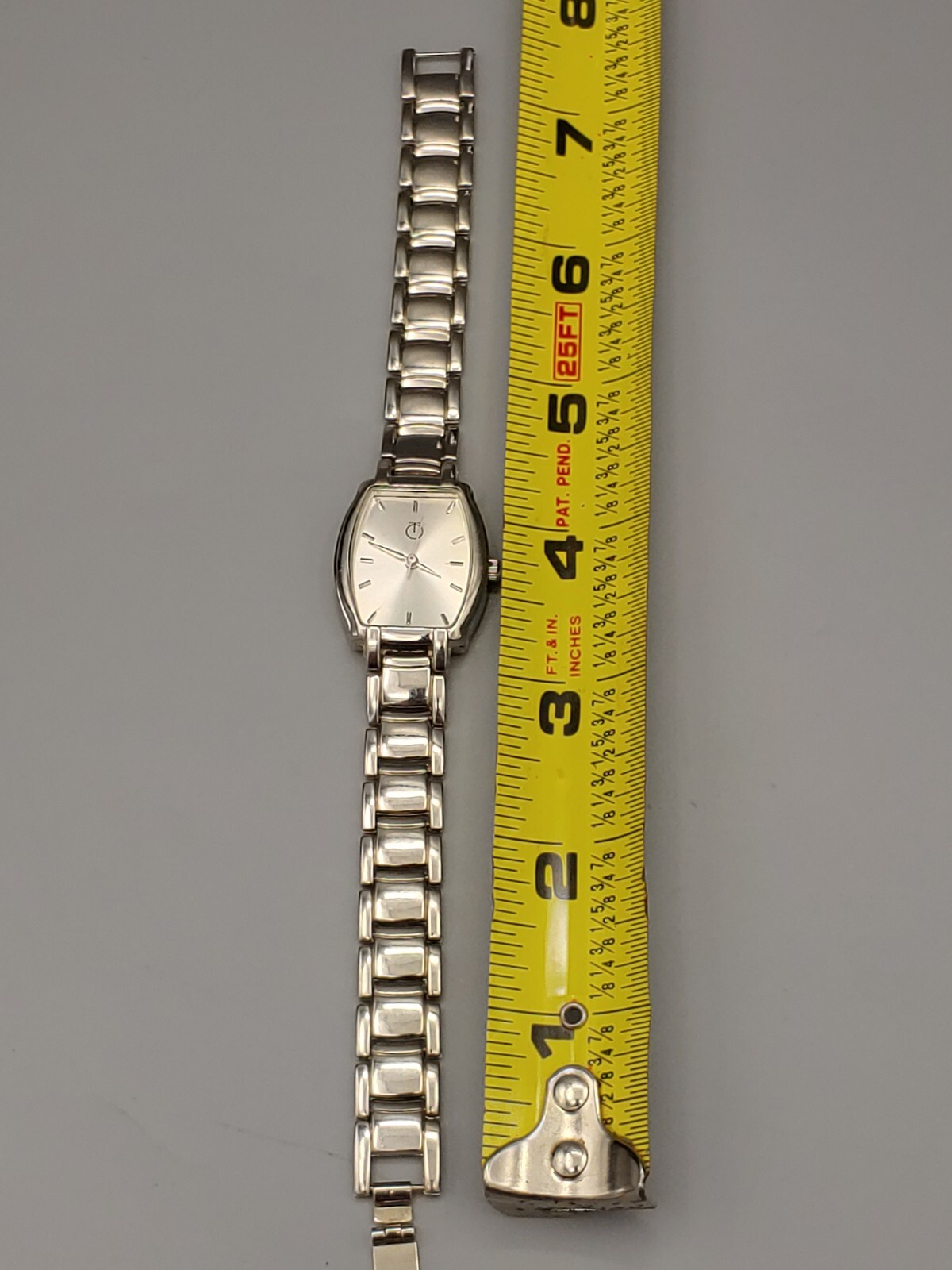 WOMEN’S Silver Toned Silver Dial Watch Minimalist 24mm Sz. 7.25in Quartz New Bat